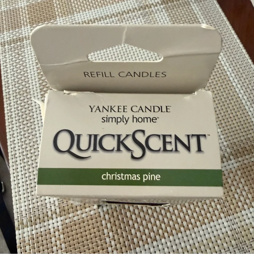 Yankee Candle Quick Scent Christmas Pine Refill discontinued